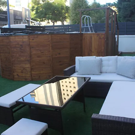 Townhouse With Pool Longer Than 10 Days