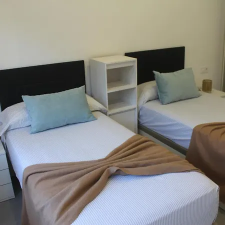Townhouse With Pool Longer Than 10 Days Apartman *