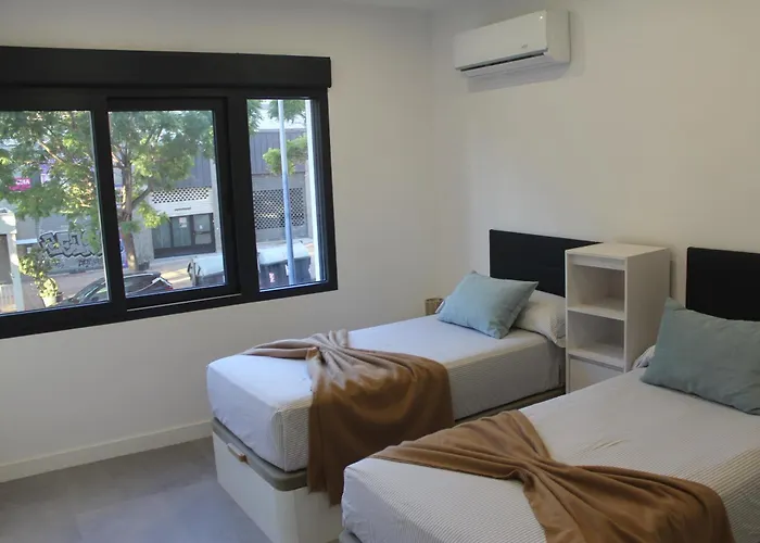 Townhouse With Pool Longer Than 10 Days *